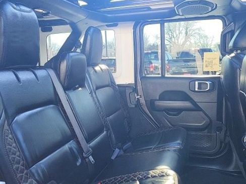 Used 2021 Jeep Wrangler Unlimited Sahara image 15