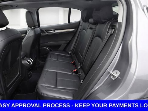 Used 2018 Alfa Romeo Stelvio Ti AWD/4WD image 18