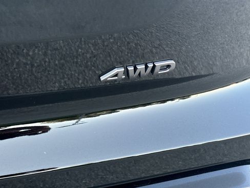 New 2026 Nissan Pathfinder SV AWD/4WD image 8