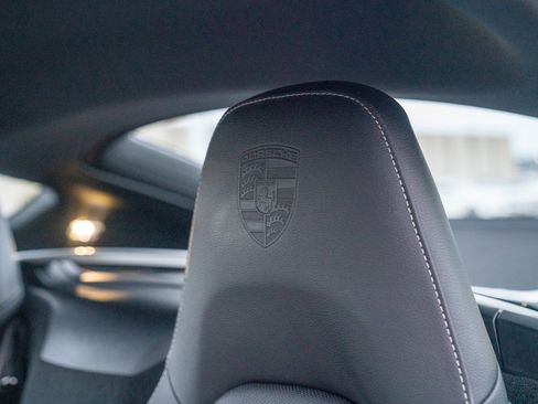 Used 2024 Porsche 718 Cayman image 12