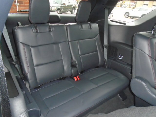 New 2026 Ford Explorer ST-Line AWD/4WD image 9