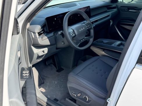 New 2026 Kia EV9 Wind image 7
