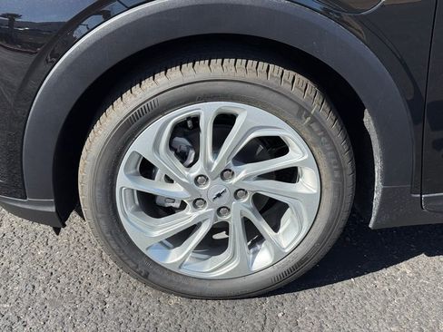 New 2027 Chevrolet Bolt LT w/ Comfort Package image 10