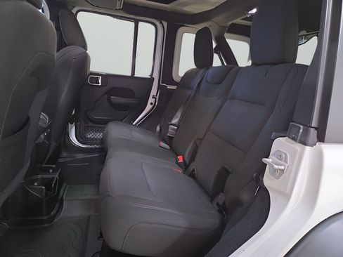 Used 2020 Jeep Wrangler Unlimited Sport S image 23