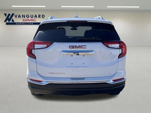 Used 2023 GMC Terrain SLT image 4