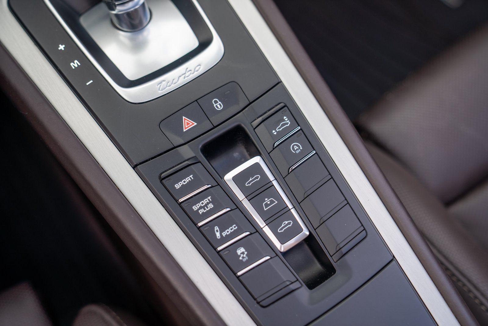 Used 2014 Porsche 911 Turbo S AWD/4WD image 19