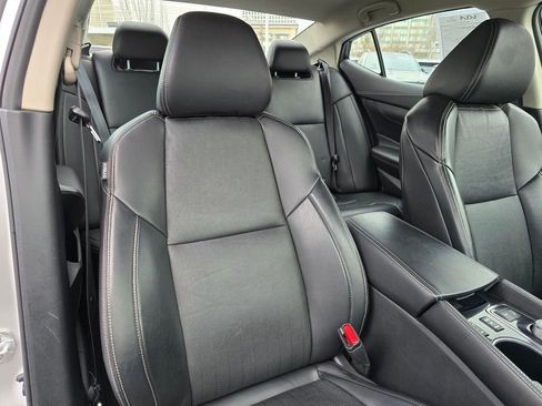 Used 2021 Nissan Maxima 3.5 SV w/ Floor Mat Group image 11