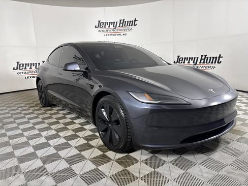 Used 2025 Tesla Model 3 Long Range RWD image 3