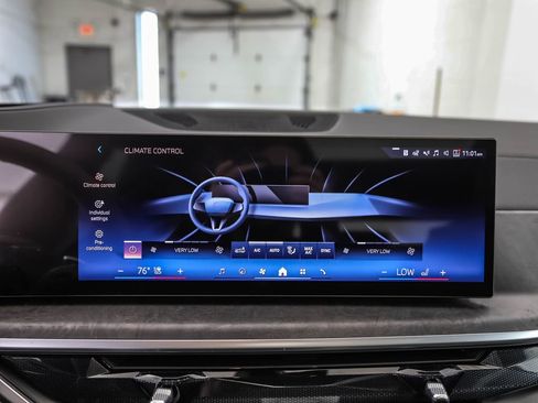 New 2026 BMW X5 xDrive40i AWD/4WD image 18