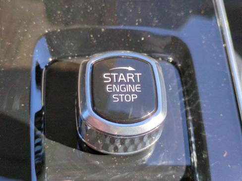 New 2026 Volvo XC90 B6 Plus image 25