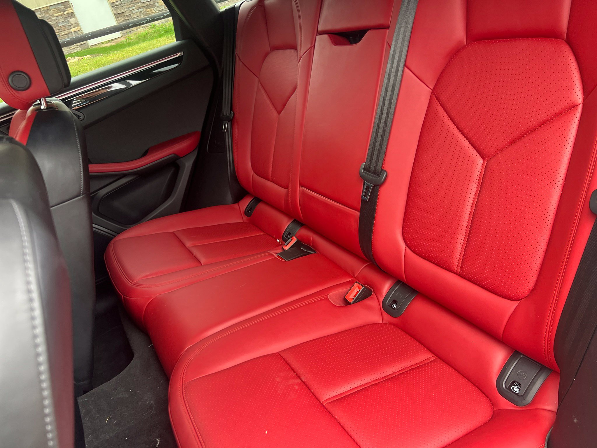 Used 2021 Porsche Macan S AWD/4WD image 15
