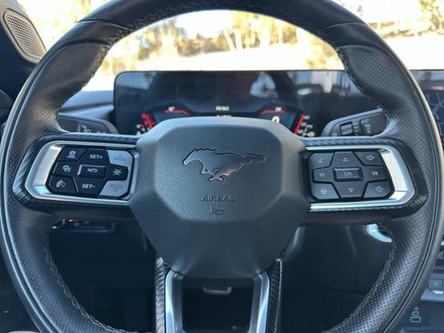 Used 2024 Ford Mustang Premium image 25