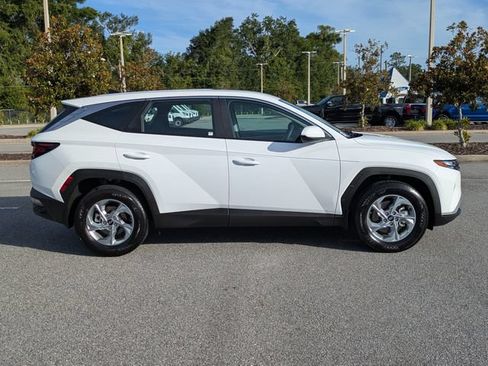 Used 2023 Hyundai Tucson SE FWD image 3