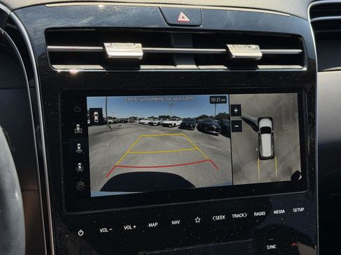 Used 2024 Hyundai Tucson Limited FWD image 14