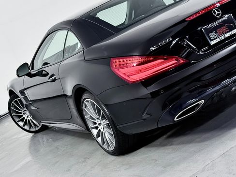 Used 2017 Mercedes-Benz SL 550 image 27