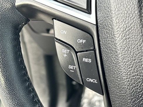 Used 2024 Ford Edge SEL w/ Convenience Package image 19