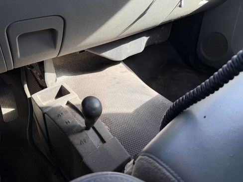 Used 2010 GMC Sierra 3500 W/T w/ Snow Plow Prep Package image 20