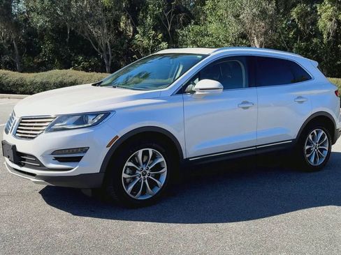 Used 2018 Lincoln MKC Select w/ Select Plus Package image 4