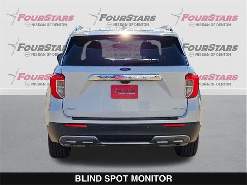 Used 2021 Ford Explorer XLT w/ Equipment Group 202A image 5