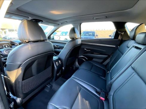 Certified 2022 Hyundai Tucson Limited image 16