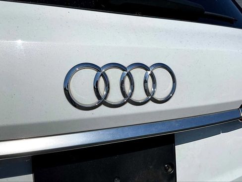 Used 2022 Audi SQ7 Premium Plus image 30