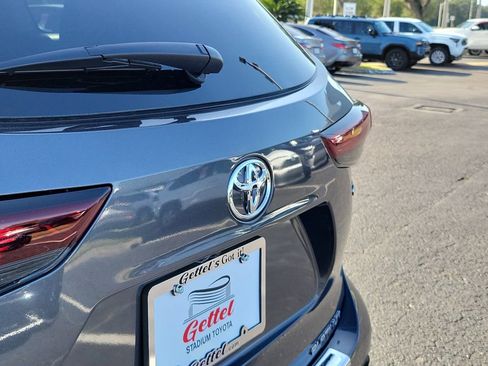 New 2025 Toyota Highlander Platinum image 7