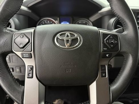 Used 2023 Toyota Tacoma SR5 RWD image 9