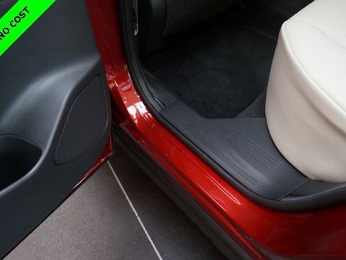 Used 2022 Nissan Rogue SV w/ SV Premium Package image 41