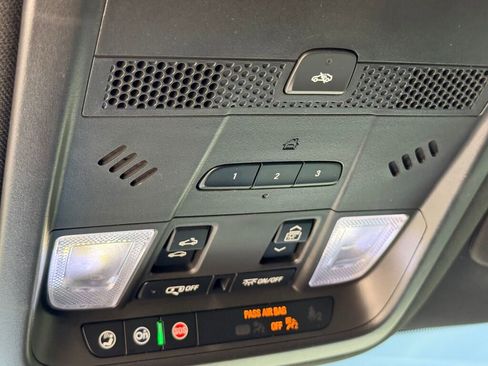 Used 2020 Cadillac XT6 Premium Luxury image 28