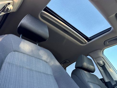 Used 2022 Honda Civic EX image 19