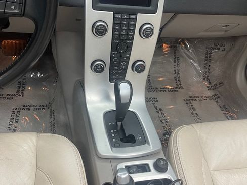 Used 2011 Volvo C70 T5 w/ Convenience Pkg FWD image 27