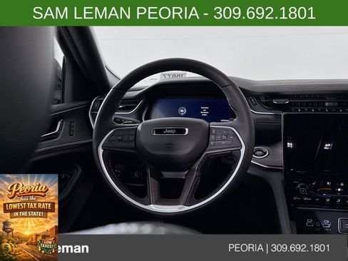 New 2025 Jeep Grand Cherokee Limited image 11