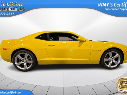 Used 2010 Chevrolet Camaro SS w/ Black Stripe Package RWD image 4