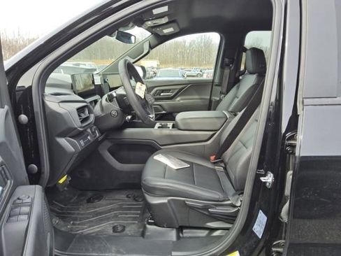 Used 2025 Chevrolet Silverado EV W/T image 3