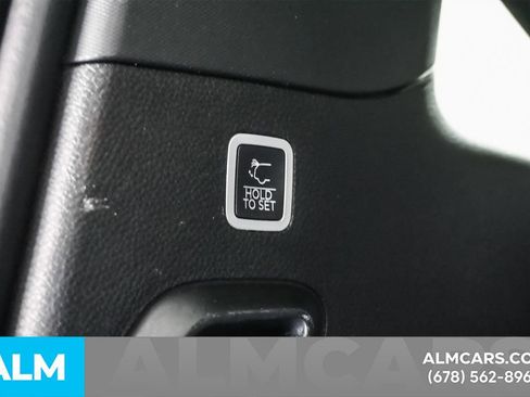 Used 2024 Jeep Wagoneer Series II w/ Flexible Seating Group image 23