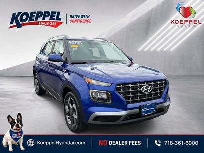 Certified 2023 Hyundai Venue SEL w/ Cargo Package