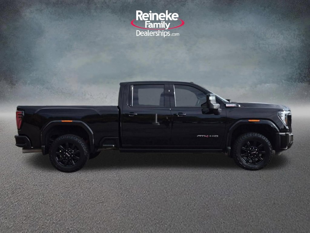 Used 2024 GMC Sierra 2500 AT4 w/ AT4 Premium Plus Package AWD/4WD image 5