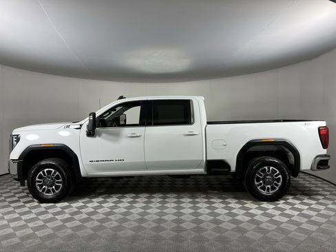 Used 2024 GMC Sierra 3500 SLE image 9