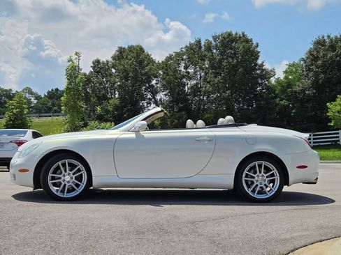 Used 2005 Lexus SC 430 Convertible RWD image 25