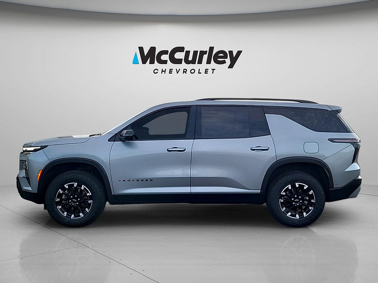 Used 2024 Chevrolet Traverse Z71 w/ Enhanced Driving Package AWD/4WD image 4