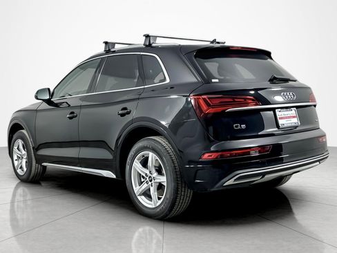Used 2023 Audi Q5 2.0T Premium w/ Convenience Package AWD/4WD image 3