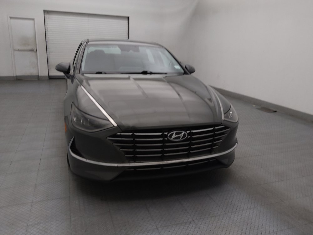 Used 2023 Hyundai Sonata SE w/ Preferred Accessory Package FWD image 14