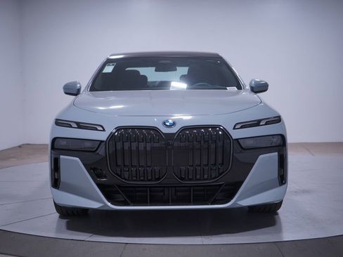 New 2026 BMW i7 eDrive50 w/ M Sport Package image 4