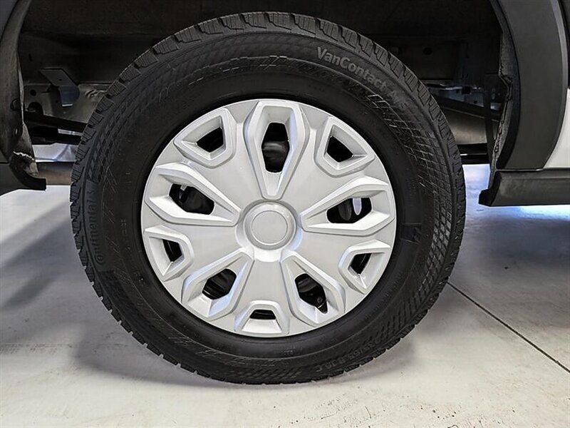 Used 2025 Ford Transit 350 XLT RWD image 13