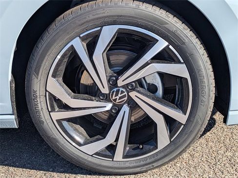 New 2026 Volkswagen Jetta SEL image 11