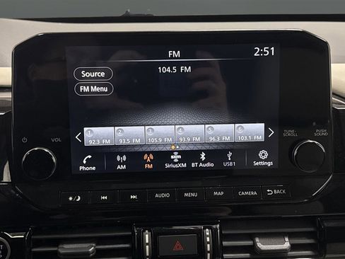 Used 2022 Nissan Pathfinder SL w/ SL Premium Package image 19