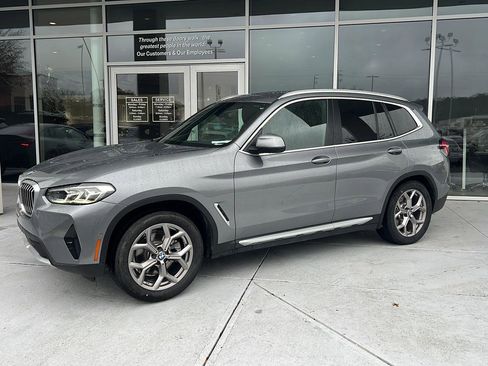 Used 2023 BMW X3 sDrive30i image 2