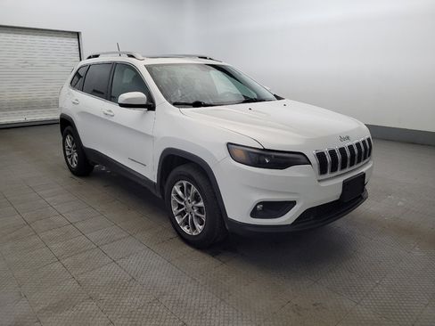 Used 2019 Jeep Cherokee Latitude Plus w/ Comfort/Convenience Group image 13