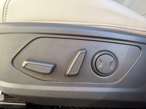 Used 2023 Hyundai Tucson Limited image 29