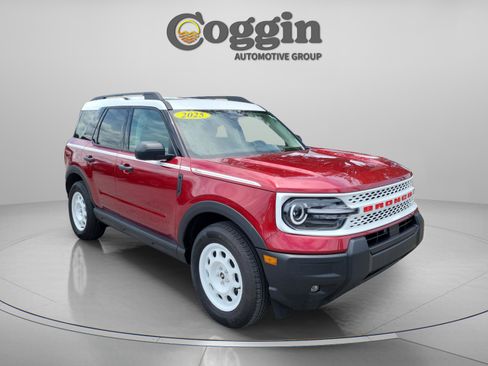 Used 2025 Ford Bronco Sport Heritage w/ Convenience Package AWD/4WD image 4
